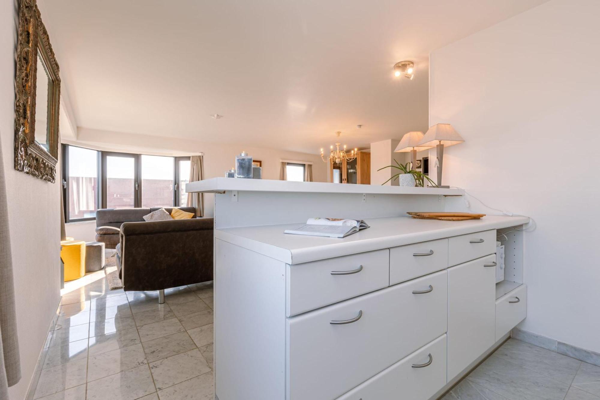 Huswell - Spacious & Modern Sea View Apartment With Garage Oostende Eksteriør bilde