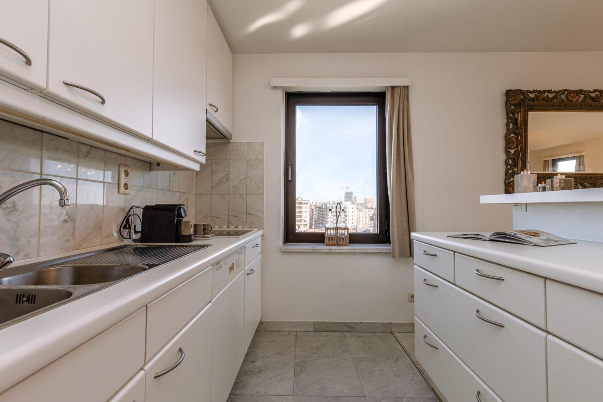Huswell - Spacious & Modern Sea View Apartment With Garage Oostende Eksteriør bilde