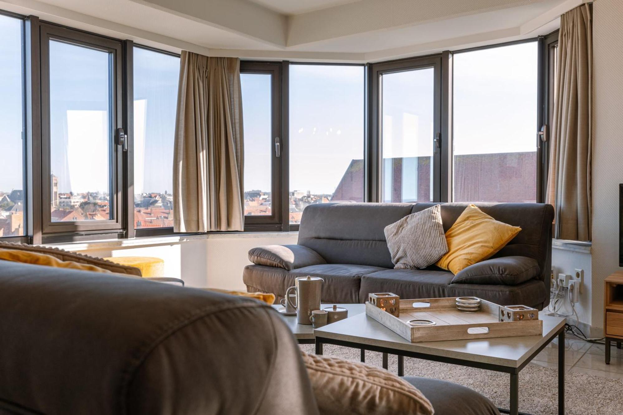 Huswell - Spacious & Modern Sea View Apartment With Garage Oostende Eksteriør bilde